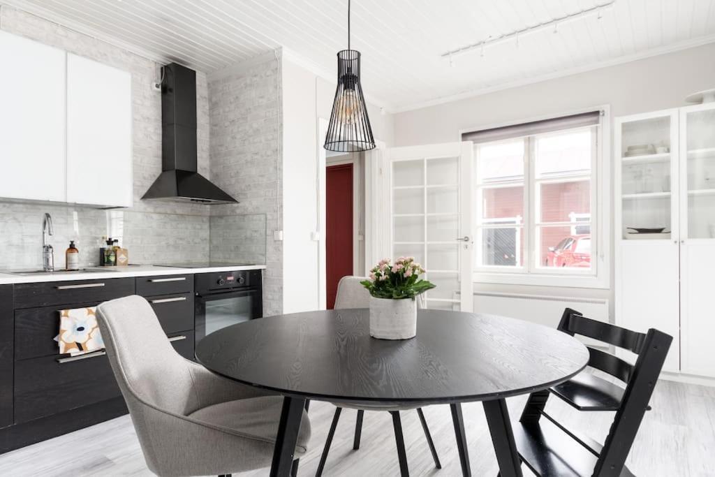 Idyllic House In Old Rauma Vila Exterior foto
