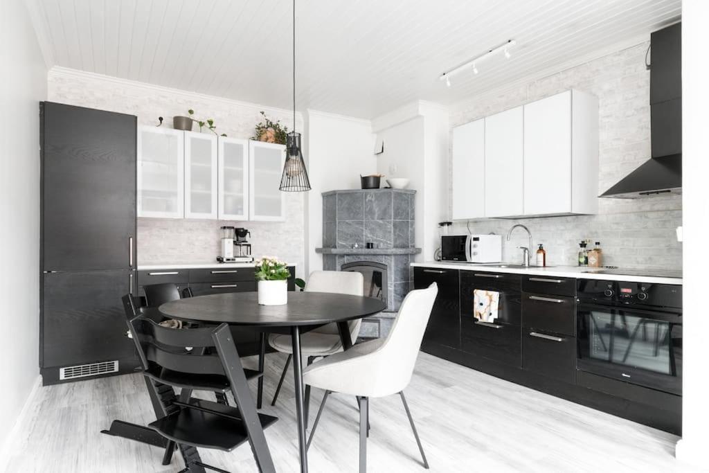 Idyllic House In Old Rauma Vila Exterior foto